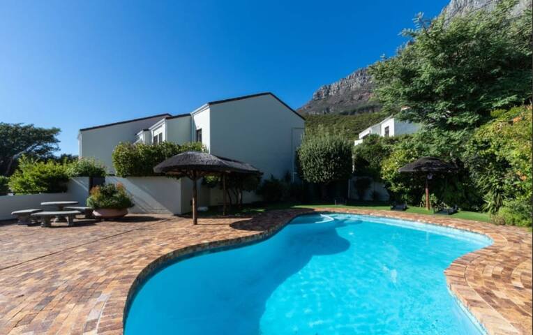 Equinox gallery image 5