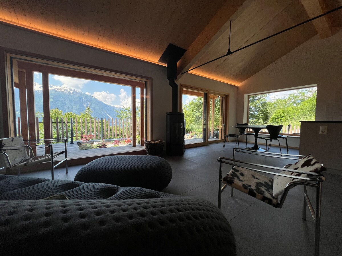 Top performing Airbnb: Chalet Nagomi in Val De Bagnes