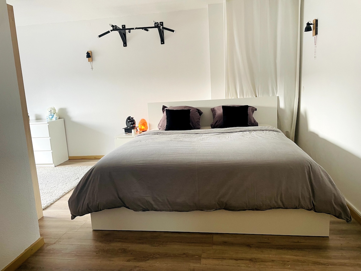 غرفة النوم 1