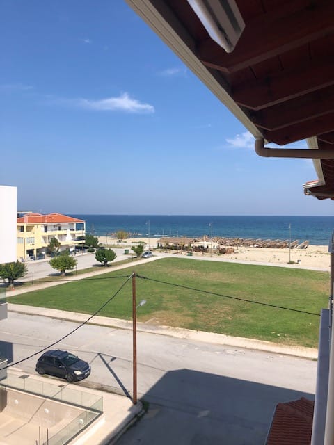 Right by the sea — new building, 2 rooms, kitchen and bathroom