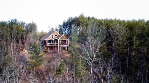 Carpe Diem on Lake James private lakefront oasis