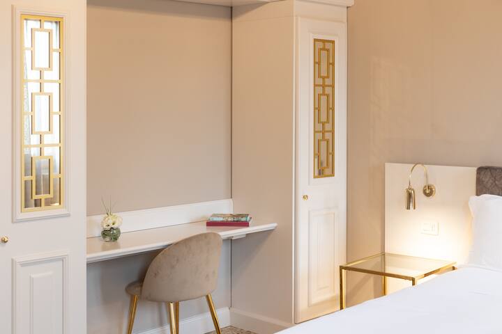 Superior Apartment with View gallery image 2