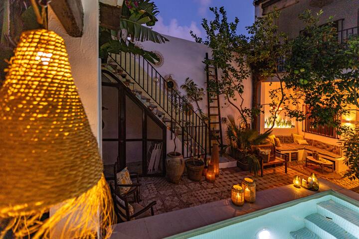 Spanish House-Private Pool and close to beach
