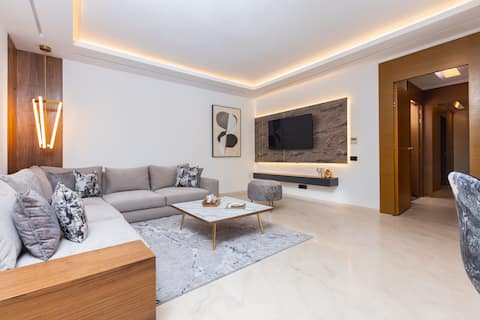 Aristocratic Abode: Luxurious 2BR Flat in Agdal