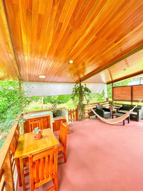 Cozy little villa in Galapagos