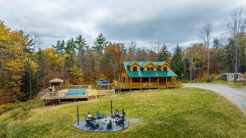 Okemo - 15 mins; Hot Tub, Fire Pit, Pool Table
