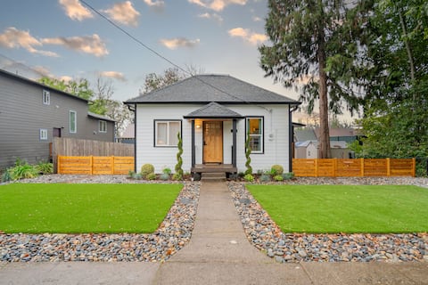 Cozy Country Cottage