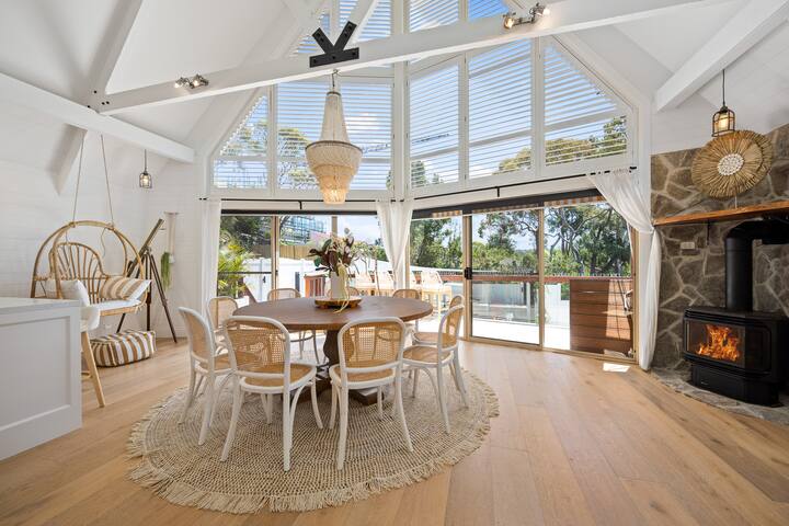 Freshwater Pearl – Stunning luxury retreat! gallery image 2