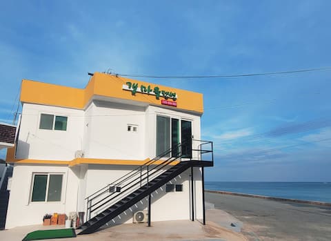 Ggaeum Village Pension Room 201