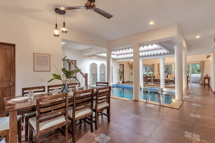 Dining area image 3