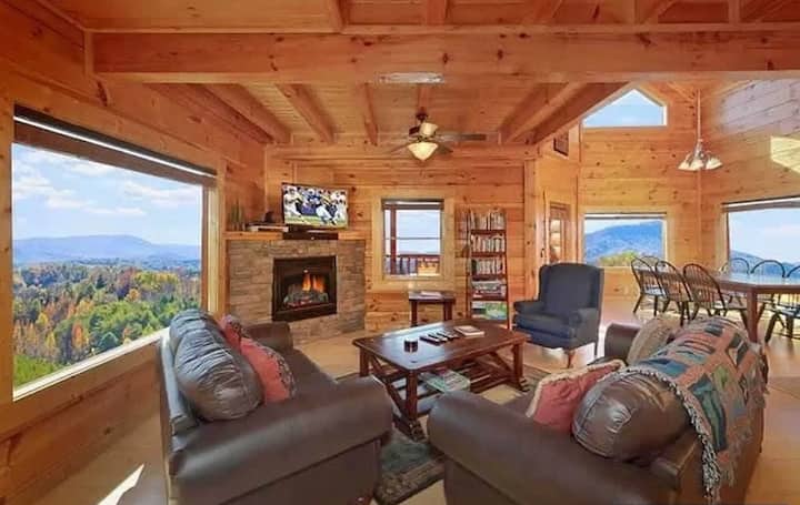 Huge, Equipped Cabin+incredible Views! Near Town - Sevierville