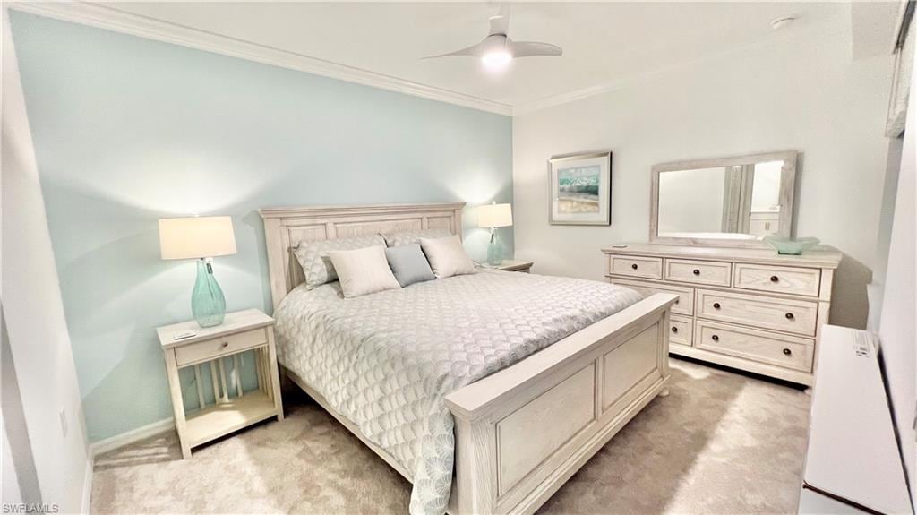 Მასტერ-საძინებელი 55 დიუმიანი ტელევიზორით