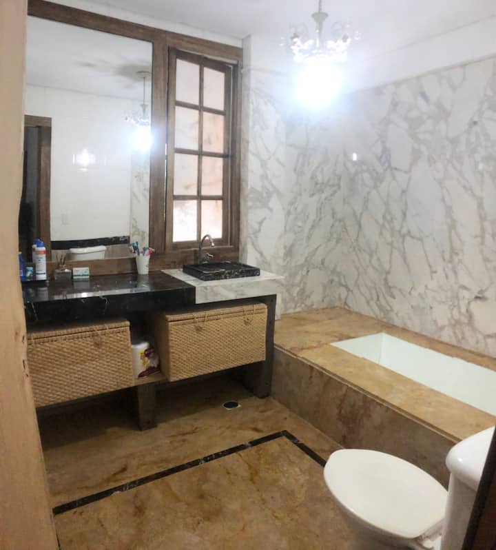 Baño suite 1 con baño