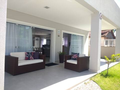 Casa praia de Ubatuba S.F.S