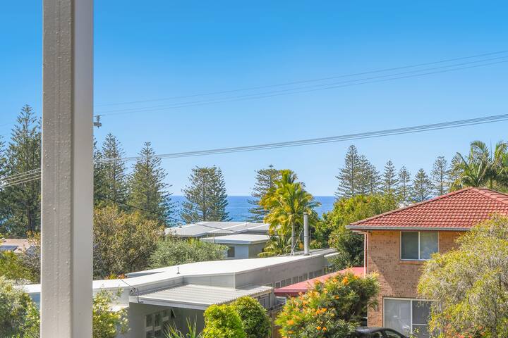 Scapegrace at Black Head gallery image 5