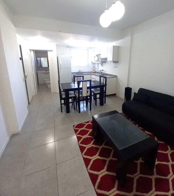 Apartamento de 1 quarto com varanda e vaga de garagem em La Boca