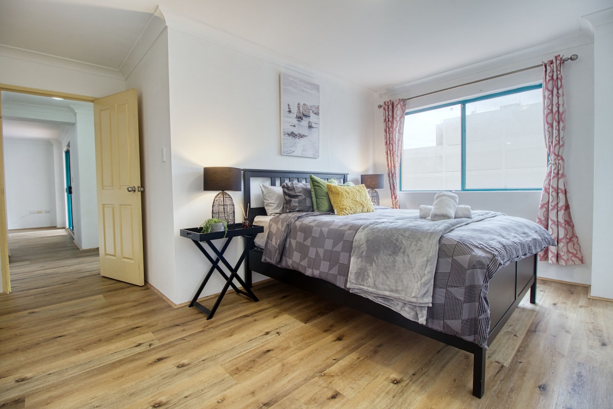 Burwood Apt