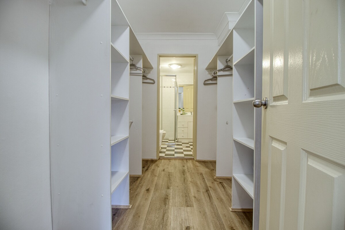 Burwood Apt