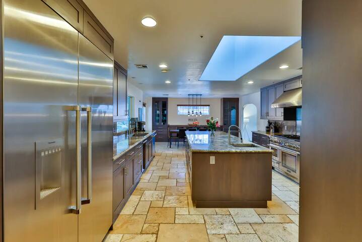 Amazing Escape near LA. Meditation & Gameroom gallery image 3