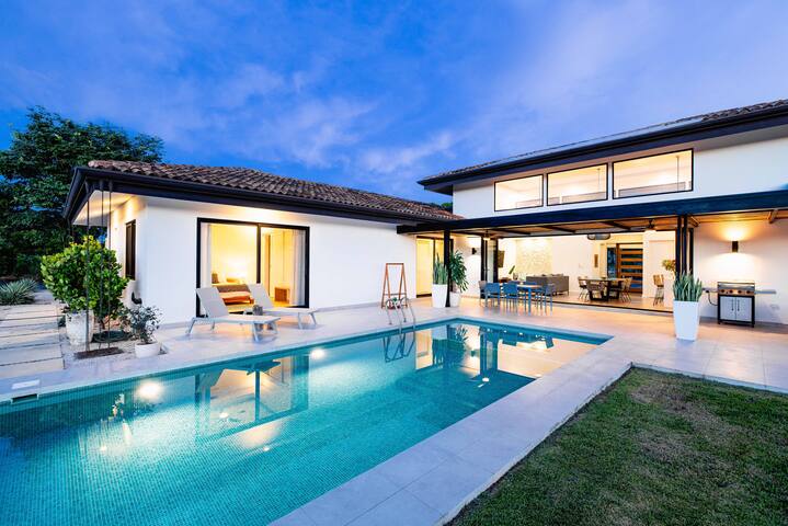 Villa Leah. Hacienda Pinilla. BEACH CLUB