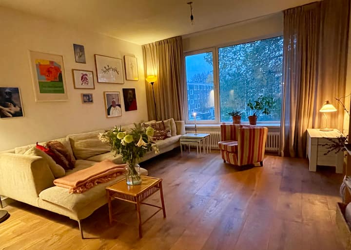 Gezellig & Ruim Appartement - Amsterdam