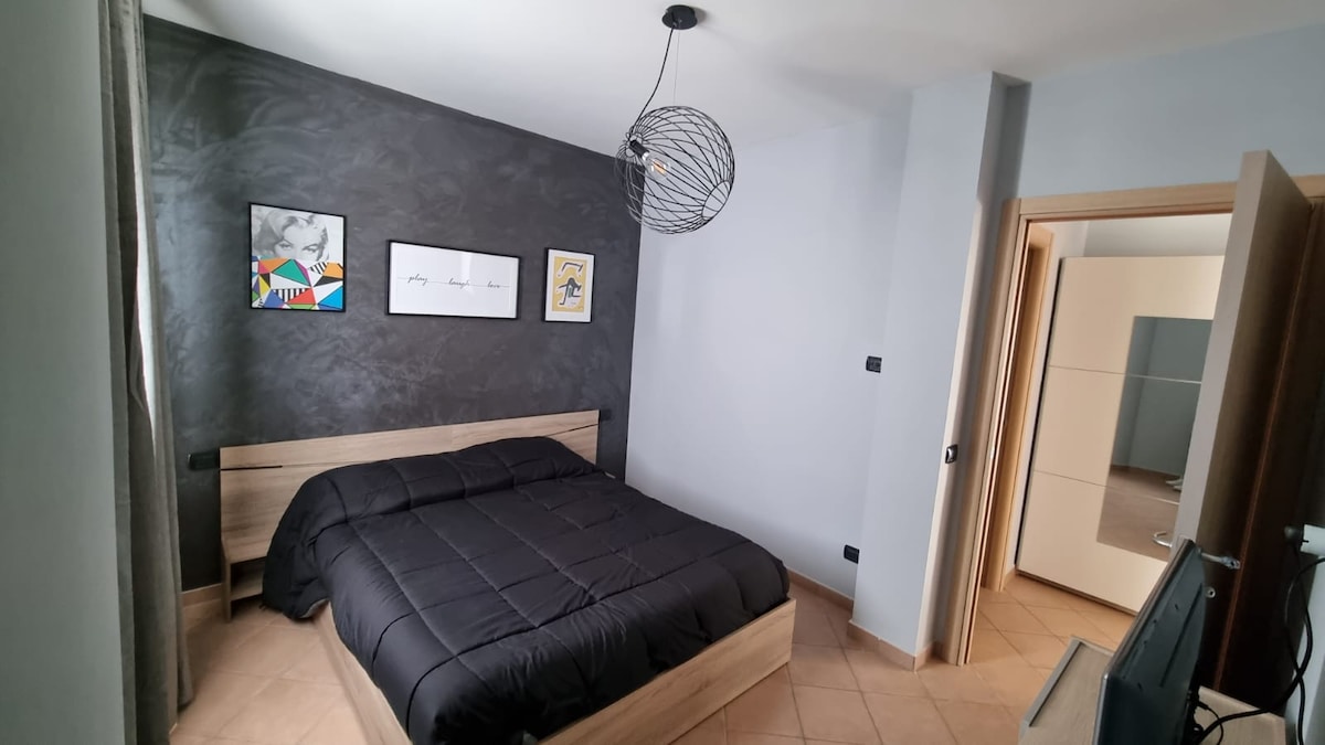 საძინებელი 1