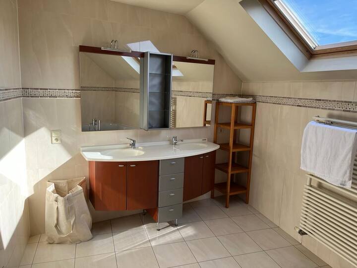 Great apartment for 6 people Great location!