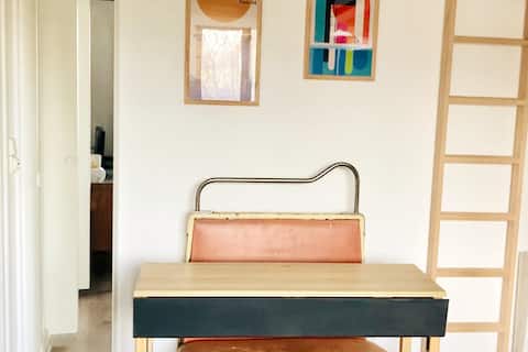 Cosy studio near transport