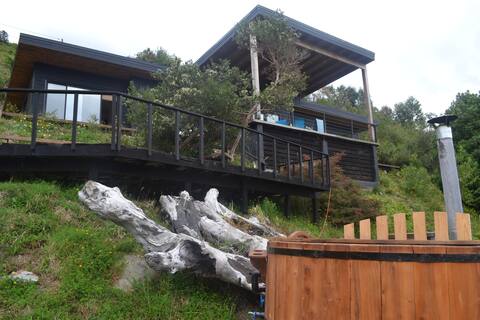 Spectacular House on the Shore of Lake Riñihue