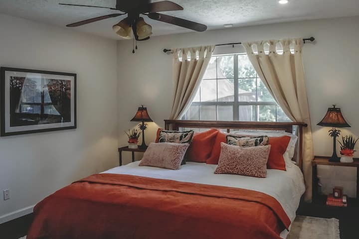 საძინებელი 1