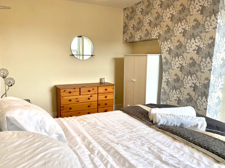 Kingsize bed - bovenste verdieping