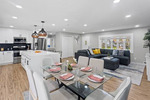 4-Bedrooms Home in Fairfax