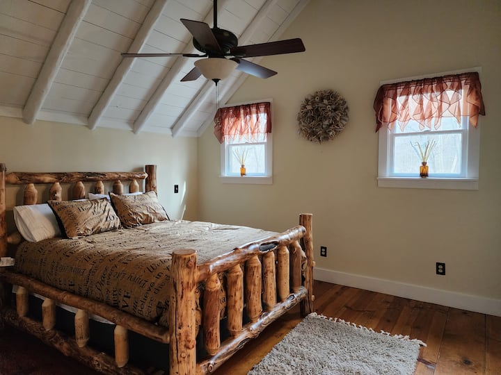 חדר שינה מס '2 למעלה עם מיטת קווין סייז