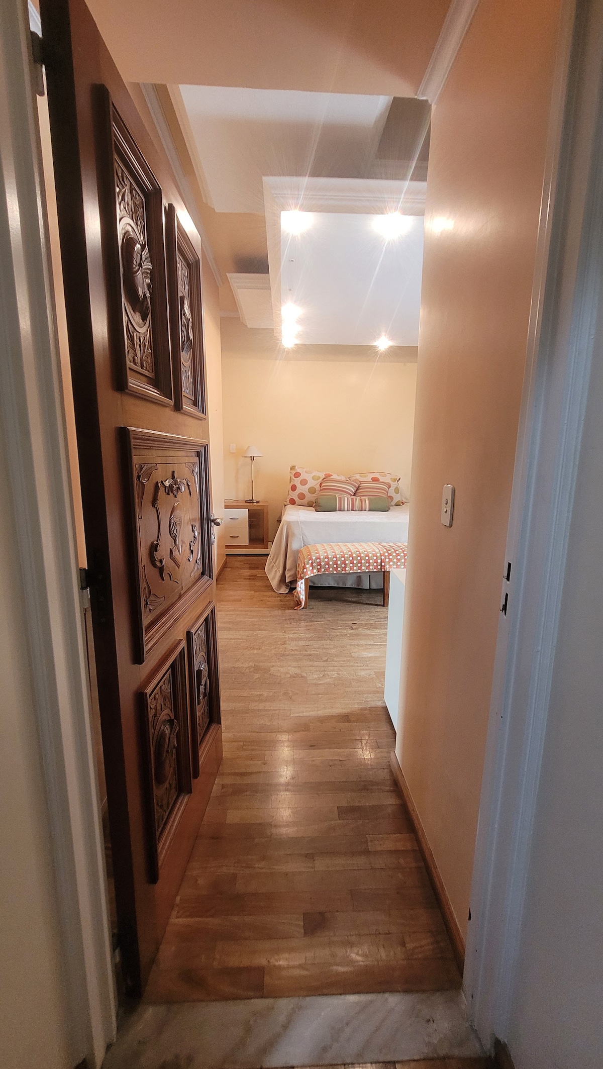 חדר שינה ראשון הקומה השנייה