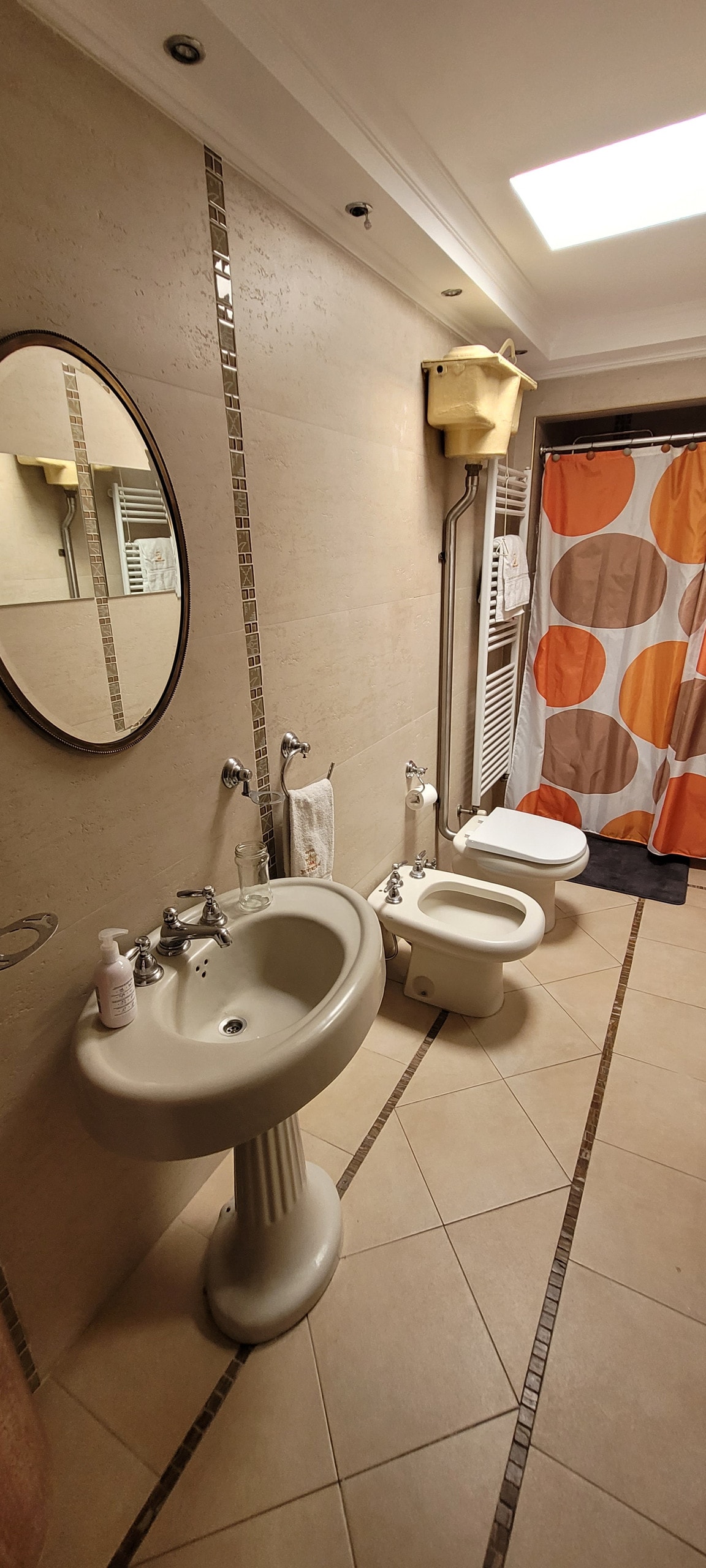 חדר שינה 3. חדר רחצה פרטי.