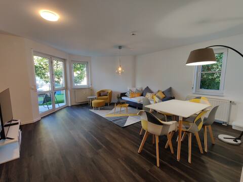 85qm/4 bedroom/parking/King-Bed/fast Wifi/Netflix
