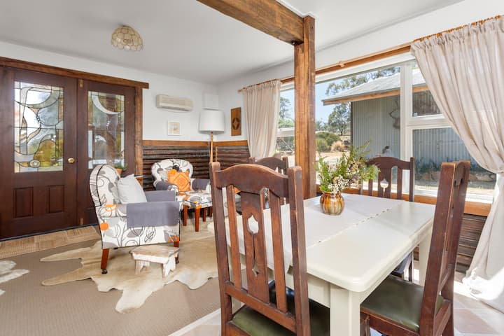 Brush Hollow Bush Retreat & Continental Breakfast - Entally Estate, Hadspen
