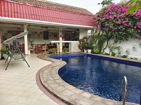 d’SangtusHome, your sanctuary w/Pool, Gazebo&Grill