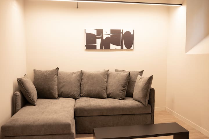 Taskou Luxury Suites managed Airbnb listing 1