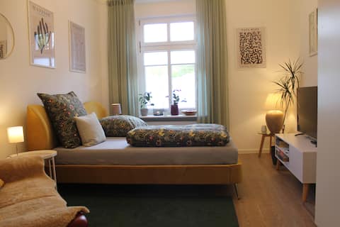 Erfolgreiche Airbnb-Immobilie: Central apartment, kitchen, terrace, A46, public transport, charming in Wuppertal