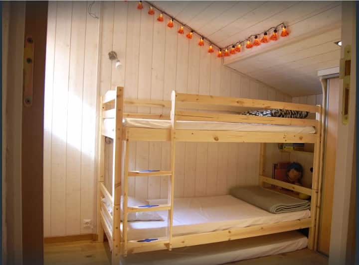 ห้องนอน 2 ชั้นบน