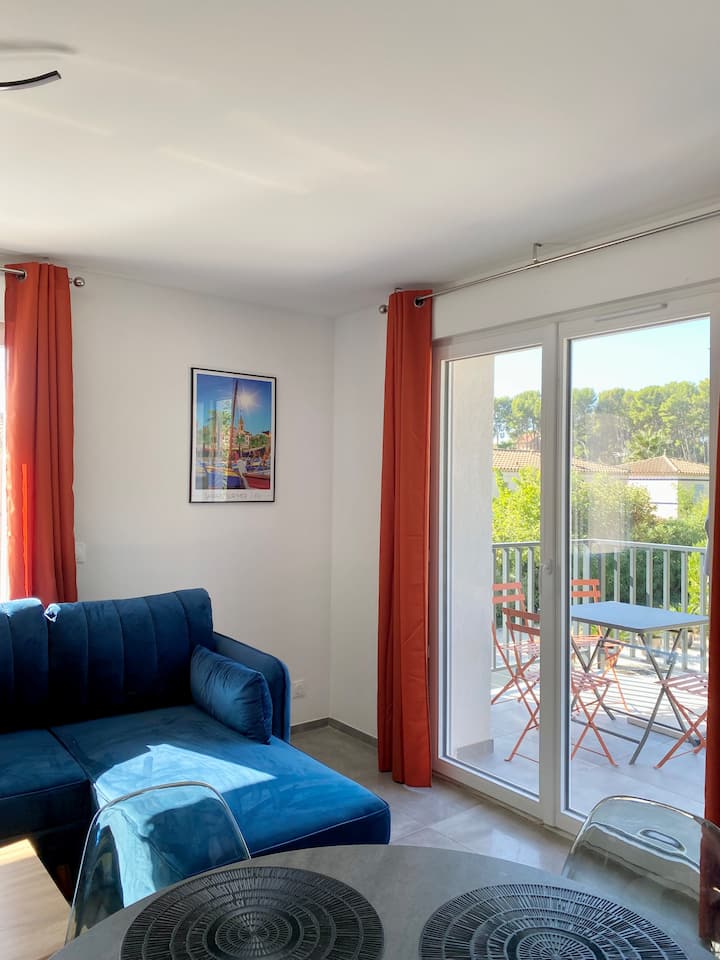 Appartement Neuf Avec Piscine Et Parking Privé - Sanary-sur-Mer