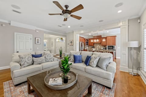Successful Airbnb property: Smart Home Near FSU, Big Backyard, Family Friendly in Tallahassee