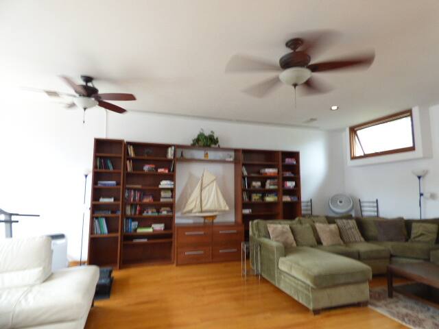 La Jolla Shores Beach walking 3 min. Heated pool gallery image 5