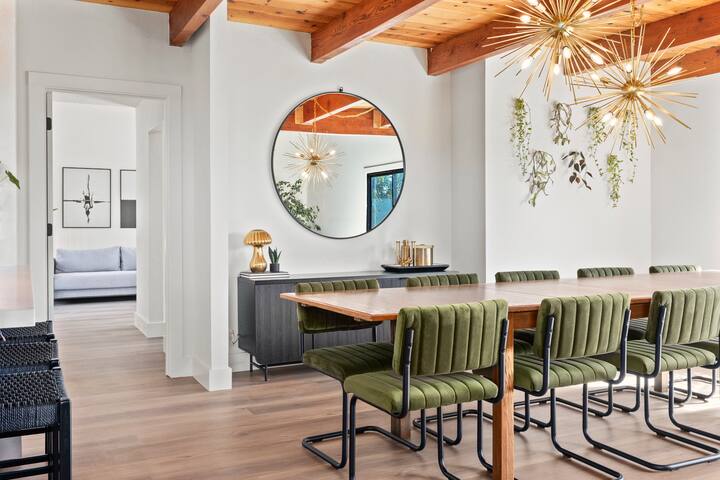 Westside Oasis in the heart of town gallery image 5