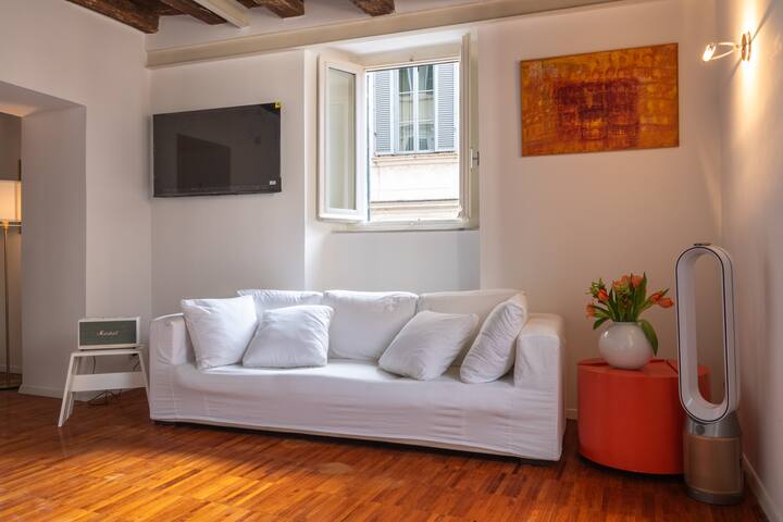 Casa Cristina in Piazza Farnese gallery image 2