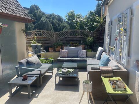 Sierre app for 2 to 4 people, large terrace BBQ