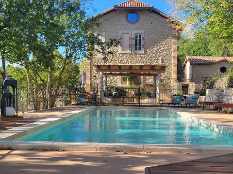 Domaine de charme Sud Ardèche 
classé 5 étoiles