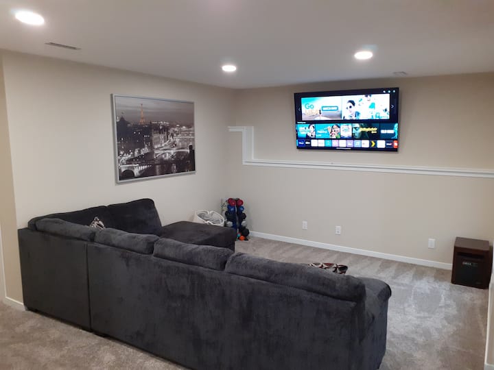 Cozy Basement Suite - Okotoks