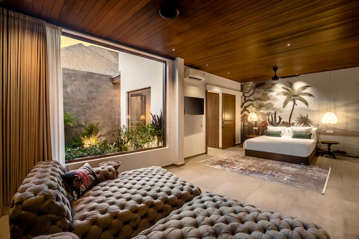 Your private escape – our cozy, well-furnished bedroom